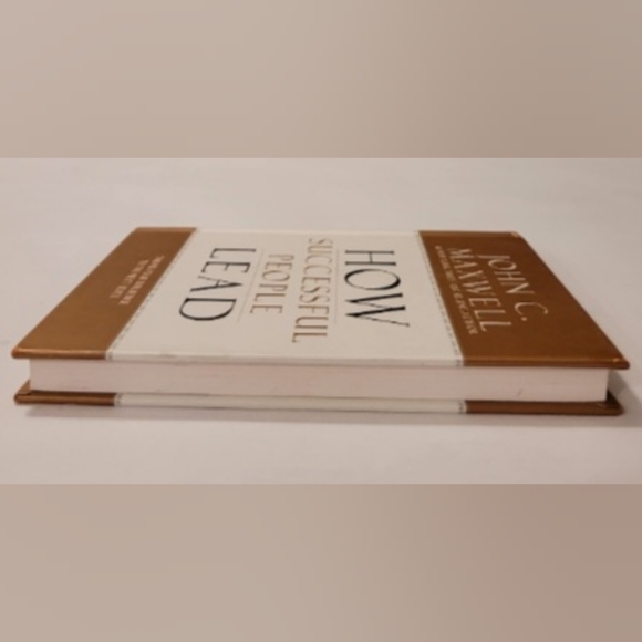 How Successful People Lead: Taking Your Influence to the Next Level - Picture 3 of 4